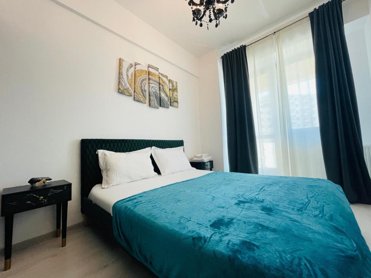 Family Apartment Near Palas Mall ヤシ エクステリア 写真